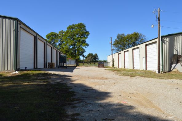 2810 N FM 17, Alba, TX 75410